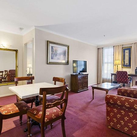 Canterbury International Hotel Forest Hill Zewnętrze zdjęcie