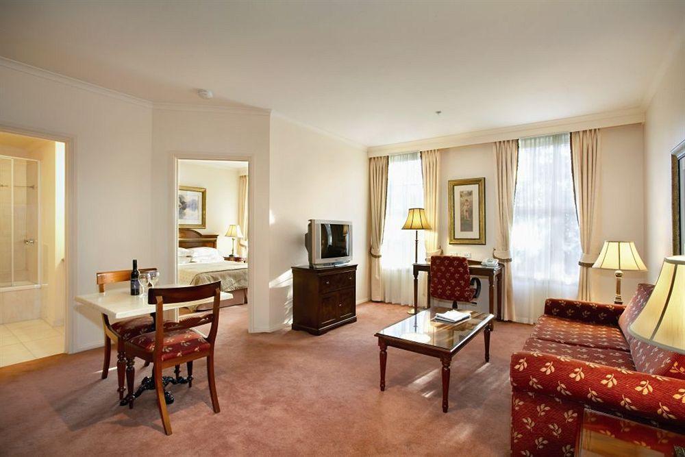 Canterbury International Hotel Forest Hill Zewnętrze zdjęcie