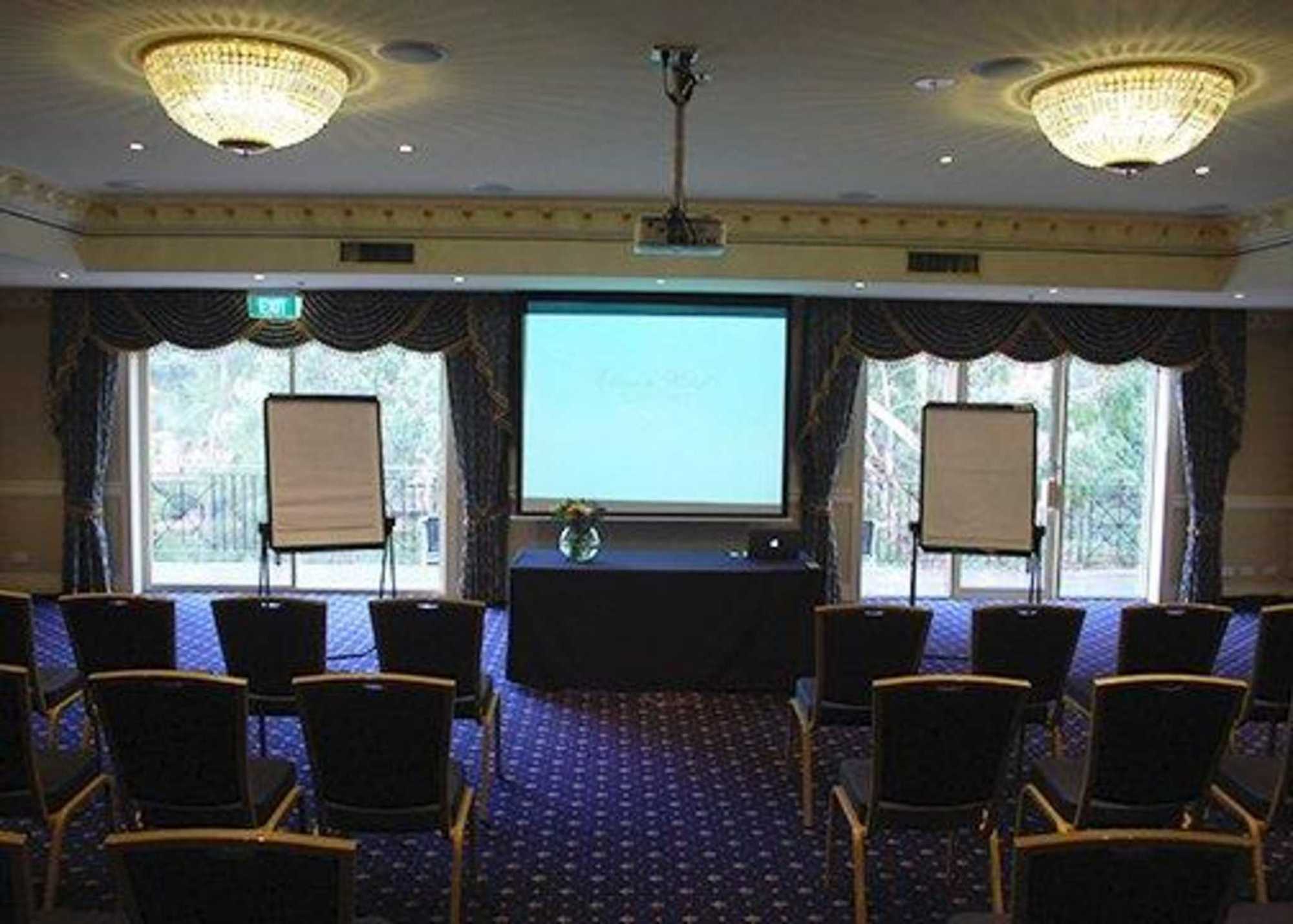 Canterbury International Hotel Forest Hill Udogodnienia zdjęcie