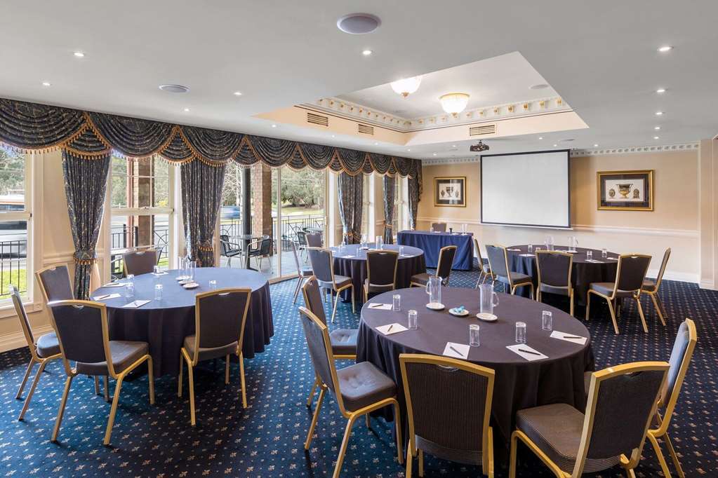 Canterbury International Hotel Forest Hill Restauracja zdjęcie