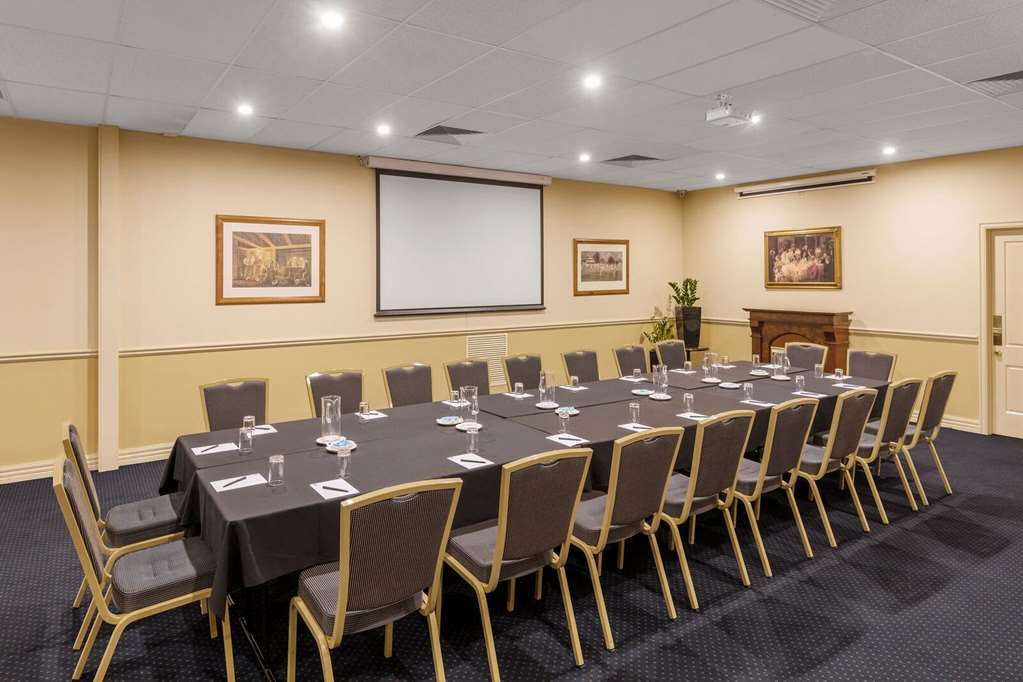 Canterbury International Hotel Forest Hill Udogodnienia zdjęcie